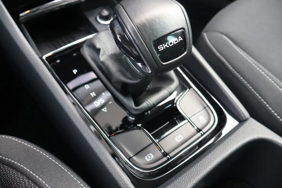 1.5 TSI ACT Business Edition 150PK TREKHAAK | Achteruitrijcamera | Apple Carplay/Android Auto|telefoonintegratie premium | Keyless entry/start