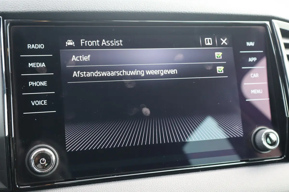 1.5 TSI ACT Business Edition 150PK TREKHAAK | Achteruitrijcamera | Apple Carplay/Android Auto|telefoonintegratie premium | Keyless entry/start