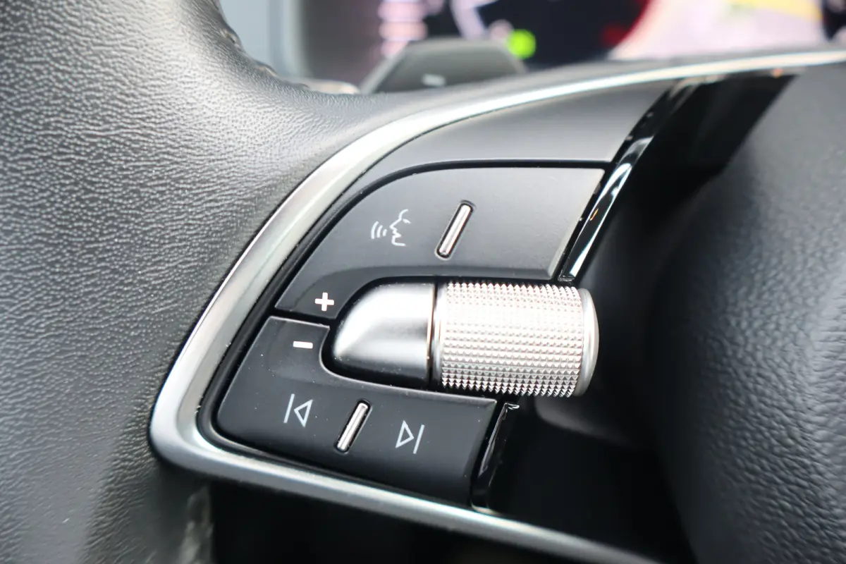 1.5 TSI ACT Business Edition 150PK TREKHAAK | Achteruitrijcamera | Apple Carplay/Android Auto|telefoonintegratie premium | Keyless entry/start