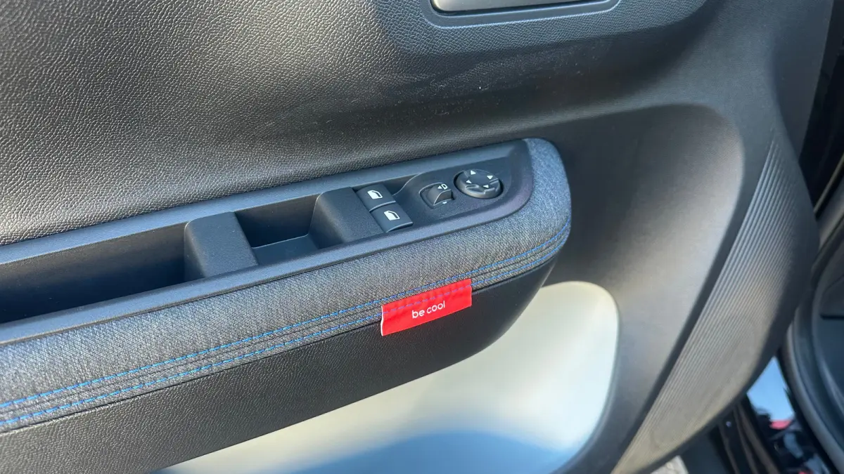 Business 113pk Comfort Range 44 kWh | Apple Carplay / Android Auto | Navigatie | Cruise Control | Parkeersensoren Achter | Lane Assist | Verkeersborden Herkenning | Anti Blokkeer Systeem | A
