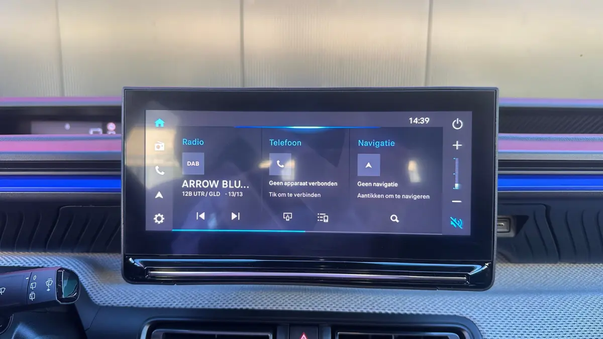 Business 113pk Comfort Range 44 kWh | Apple Carplay / Android Auto | Navigatie | Cruise Control | Parkeersensoren Achter | Lane Assist | Verkeersborden Herkenning | Anti Blokkeer Systeem | A