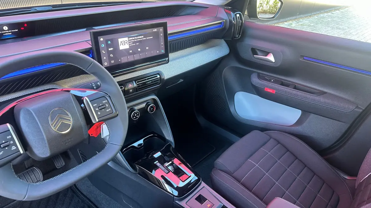 Business 113pk Comfort Range 44 kWh | Apple Carplay / Android Auto | Navigatie | Cruise Control | Parkeersensoren Achter | Lane Assist | Verkeersborden Herkenning | Anti Blokkeer Systeem | A