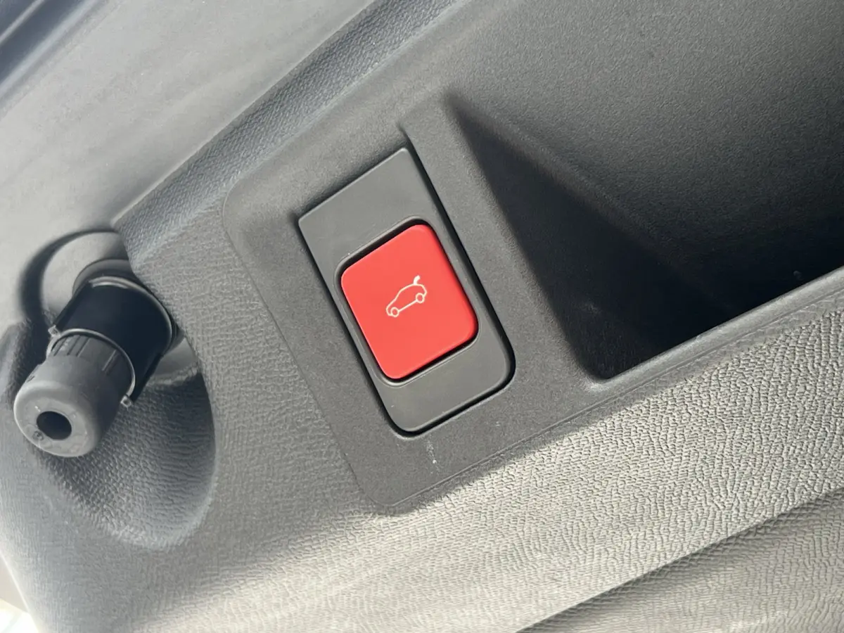 Plug-in Hybrid 225 GT | Automaat | Panoramadak | AGR Comfort Stoelen | Zeer luxe!