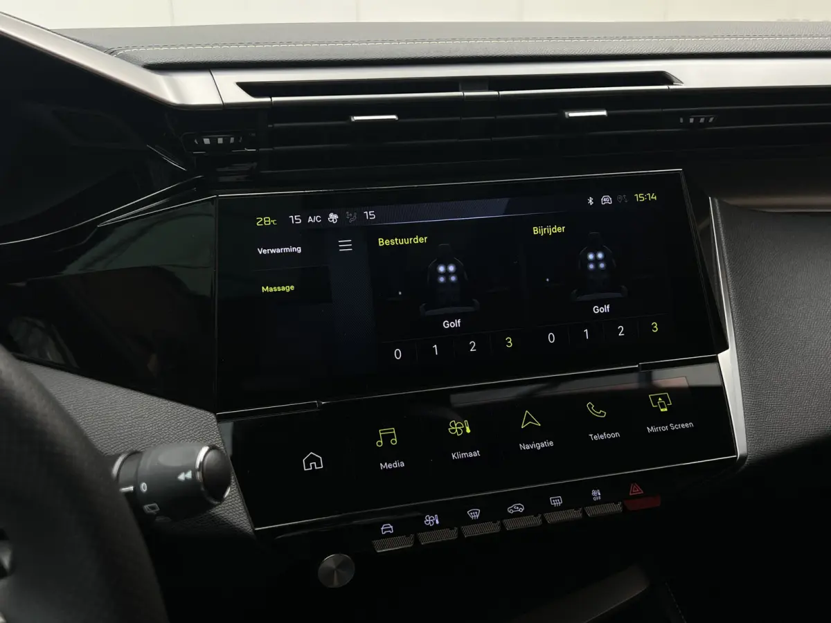 Plug-in Hybrid 225 GT | Automaat | Panoramadak | AGR Comfort Stoelen | Zeer luxe!