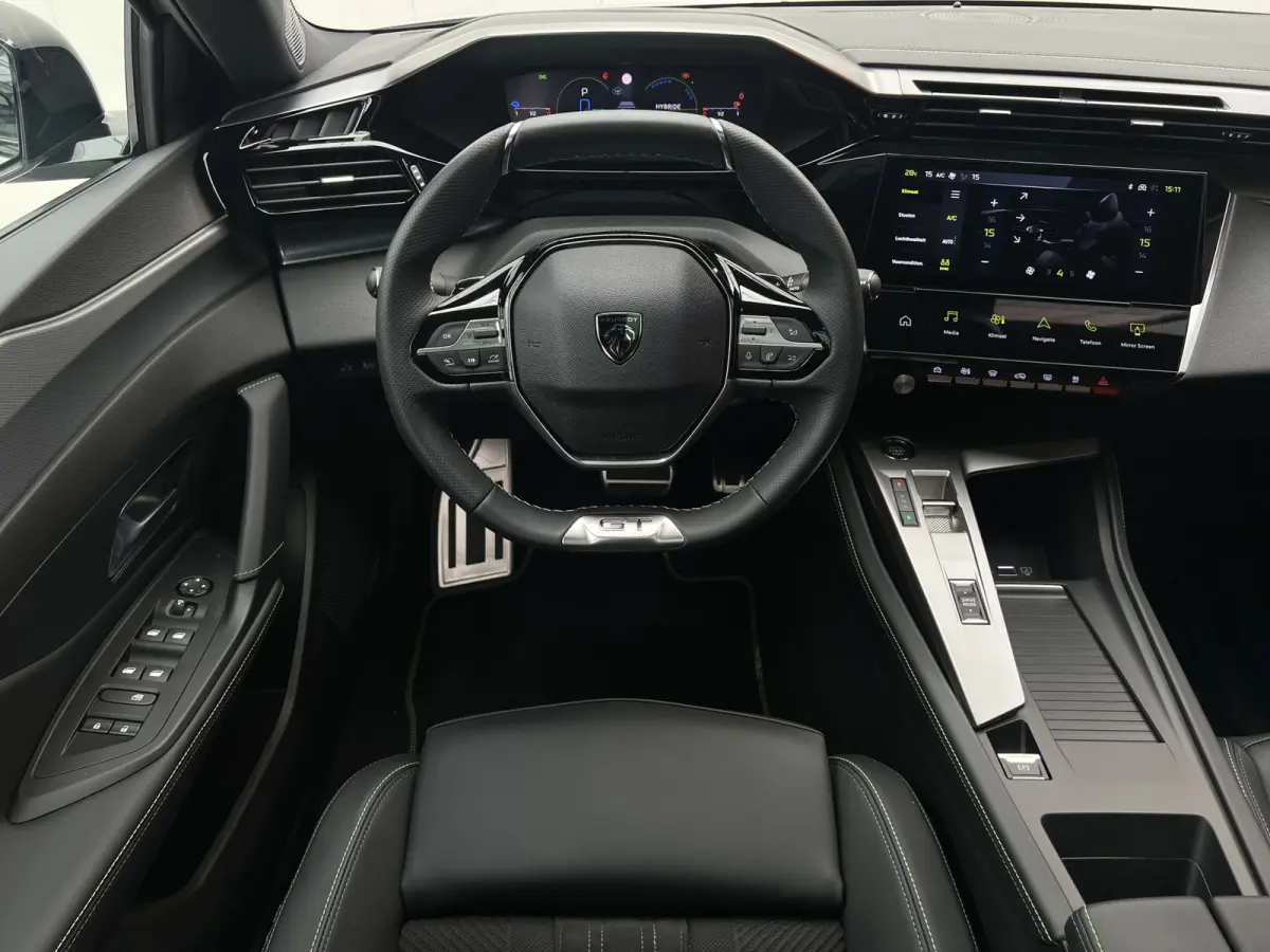 Plug-in Hybrid 225 GT | Automaat | Panoramadak | AGR Comfort Stoelen | Zeer luxe!
