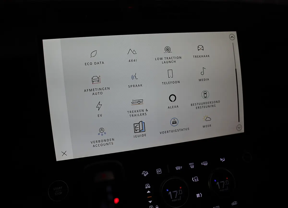 2.0 P300e 110 X-Dynamic SE FACELIFT / Memory / Leder / Meridian / Acc / 360 Camera / Open Panoramadak