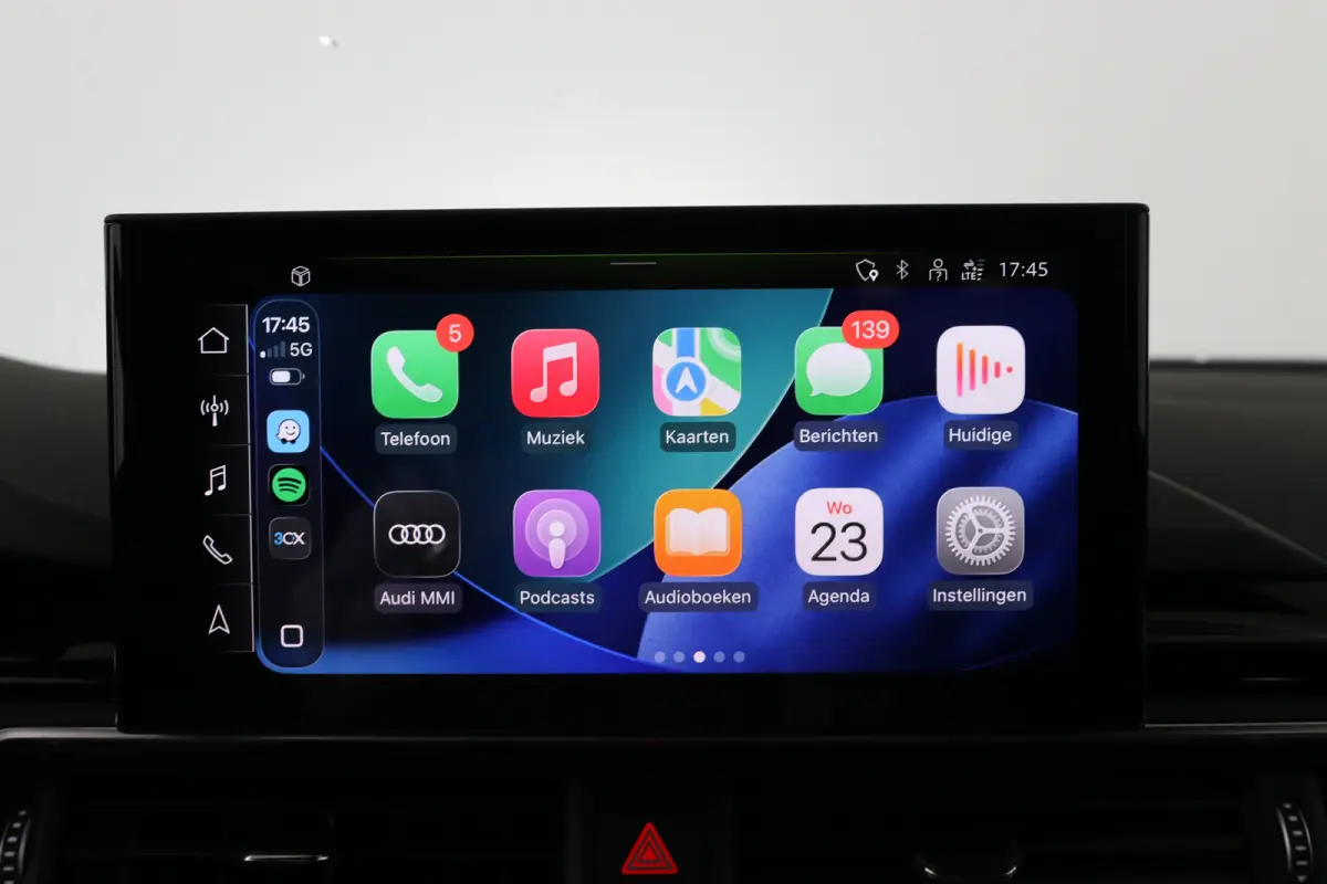40 TFSI S edition | S-Line | Adaptive Cruise | Trekhaak Wegkl. | Stoelverwarming | Keyless | Camera | Elektr Achterklep | S-Line