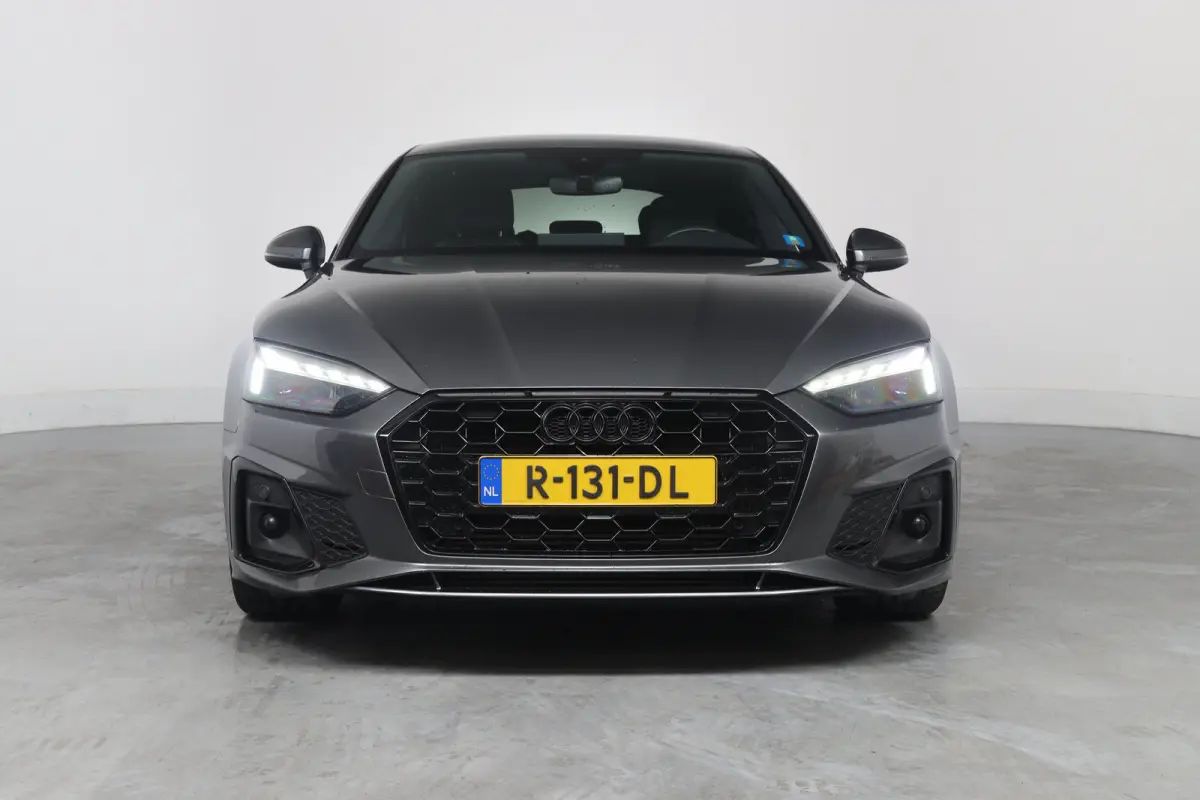 40 TFSI S edition | S-Line | Adaptive Cruise | Trekhaak Wegkl. | Stoelverwarming | Keyless | Camera | Elektr Achterklep | S-Line