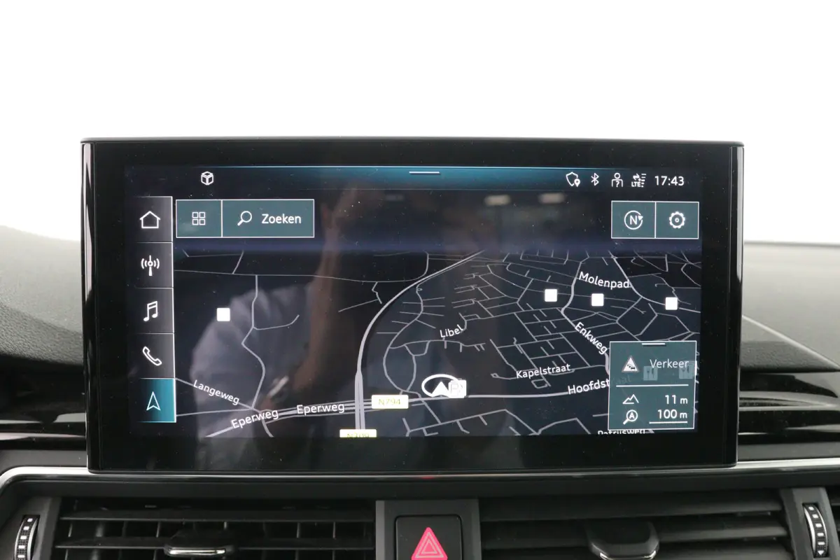 40 TFSI S edition | S-Line | Adaptive Cruise | Trekhaak Wegkl. | Stoelverwarming | Keyless | Camera | Elektr Achterklep | S-Line