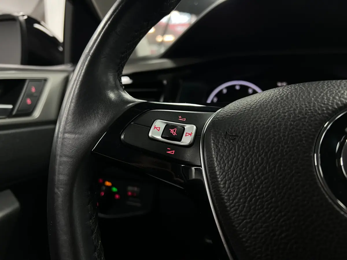 1.0 TSI | Stoelverw. | PDC | Carplay