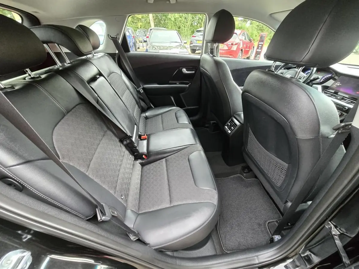 1.6 GDi Hybrid DynamicLine AUTOMAAT Clima|Camera|Adaptive Cruise|Nap!!