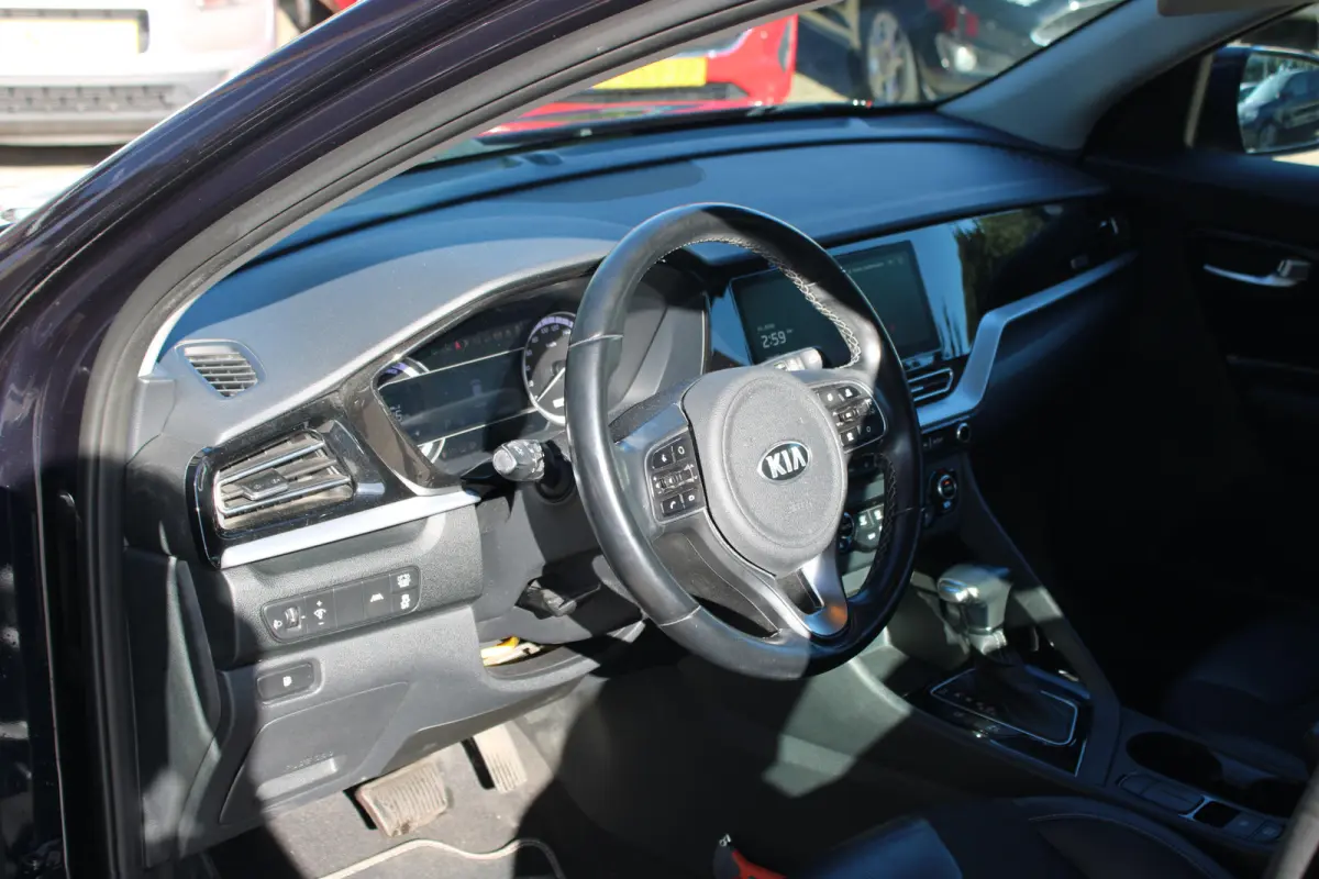 1.6 GDi Hybrid DynamicLine//Trekhaak!!