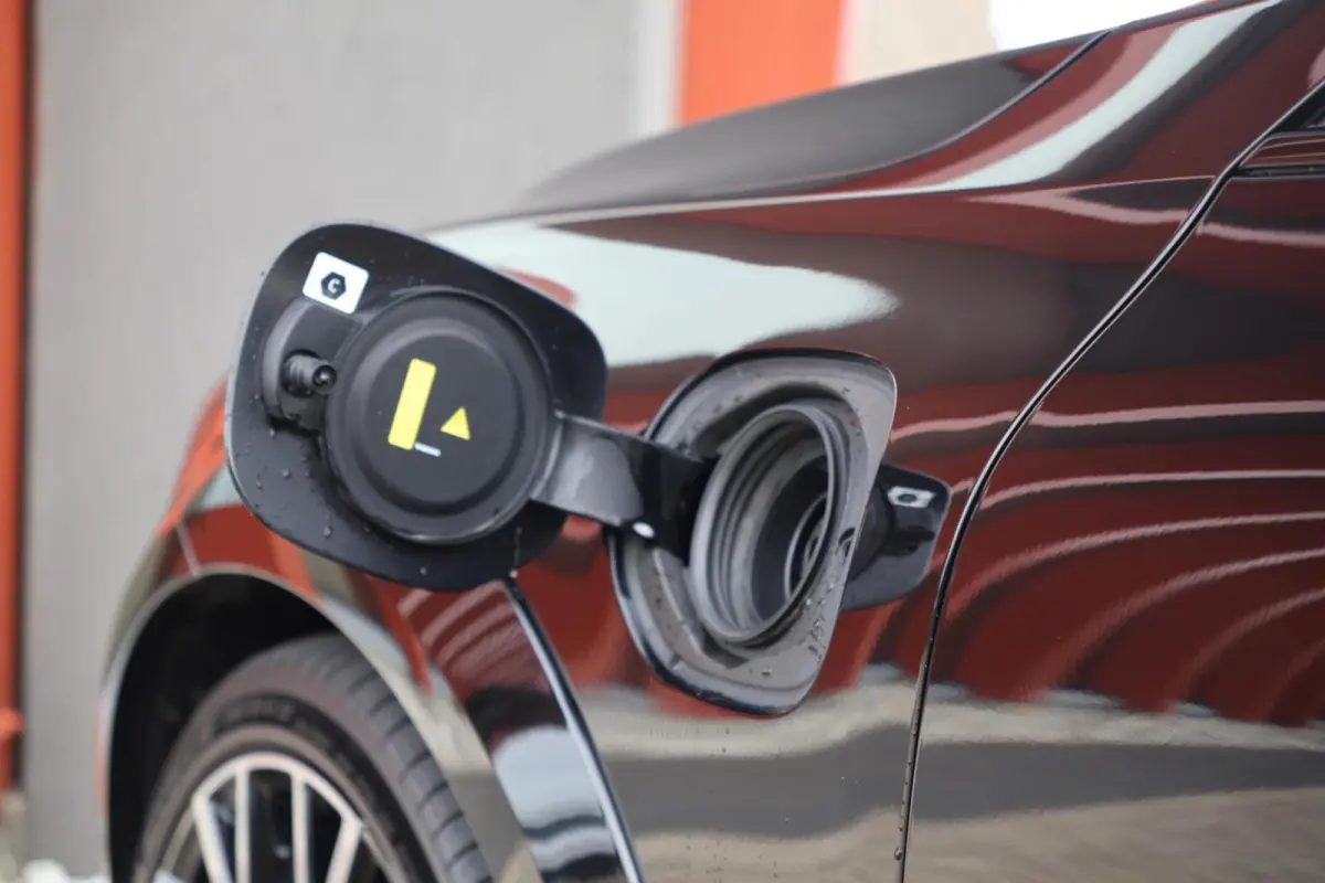 T8 Recharge AWD HEICO Black Edition | Stoelverwarming | Trekhaak | Panoramadak | HUD | 360° Camera | B&W | BLIS | Pilot Assist | Full Options