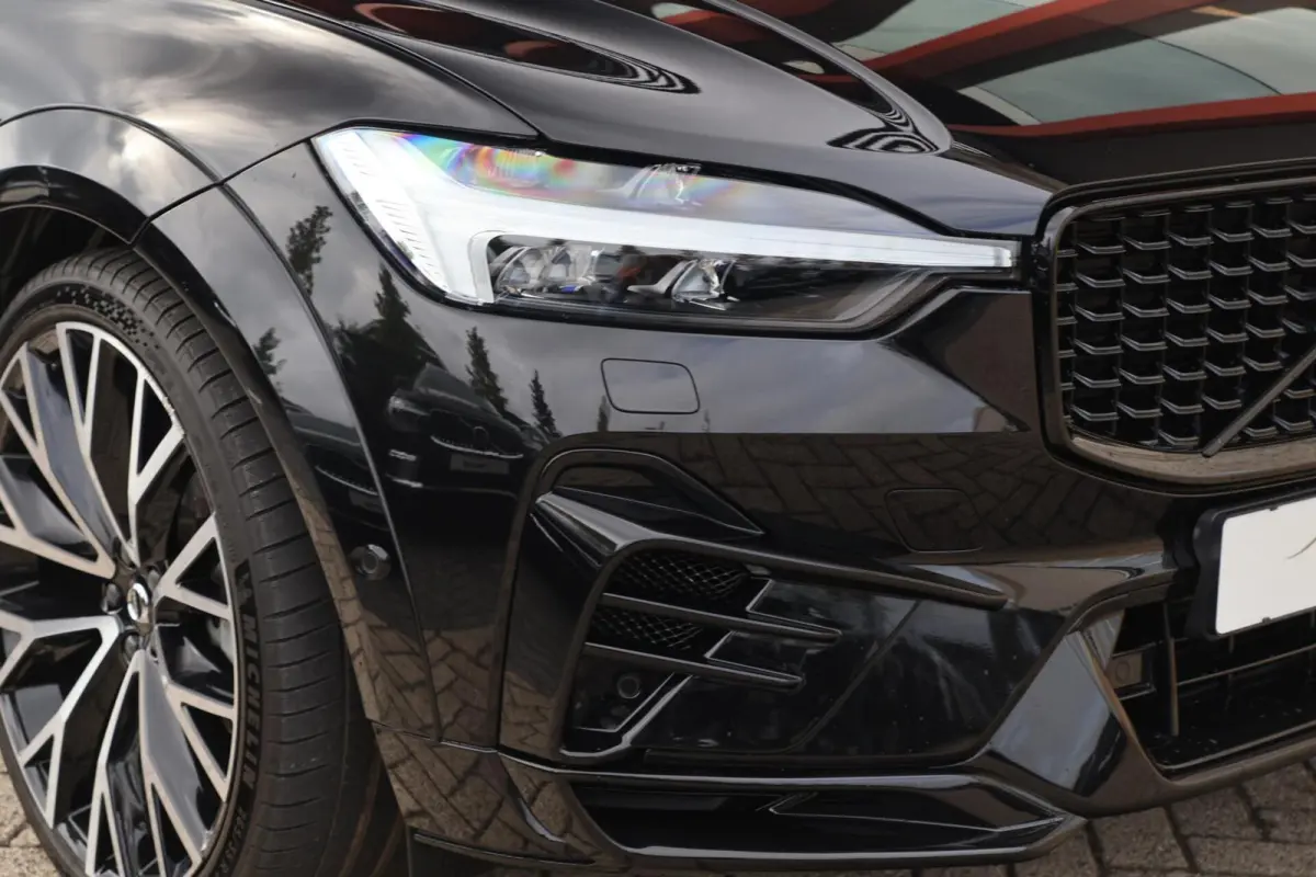 T8 Recharge AWD HEICO Black Edition | Stoelverwarming | Trekhaak | Panoramadak | HUD | 360° Camera | B&W | BLIS | Pilot Assist | Full Options