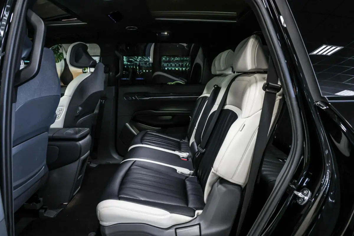 Launch Edition GT-Line AWD 99.8 kWh|Meridian|HUD|Pano