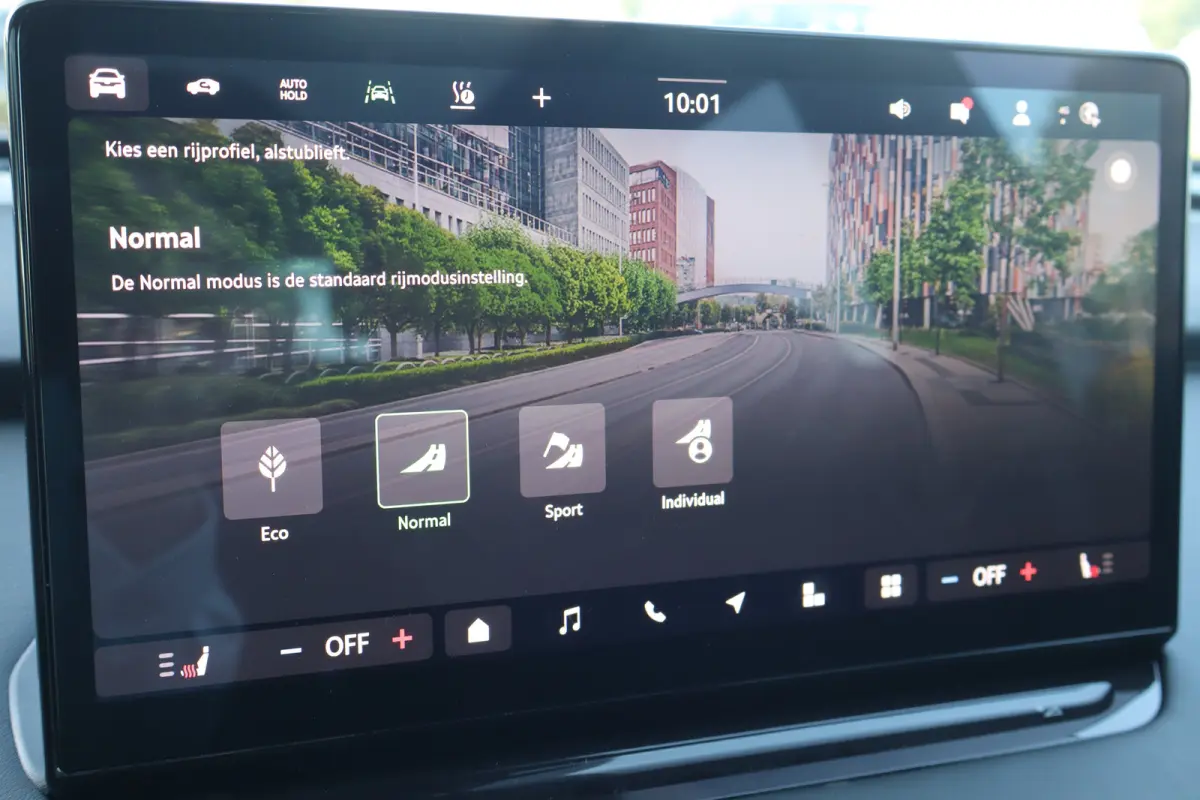 Sportline 286PK | Aansluitpunt voor DC snelladen tot 135kW (85) | Adaptive Cruise control met speed limiter | Bandenspanningscontrolesysteem