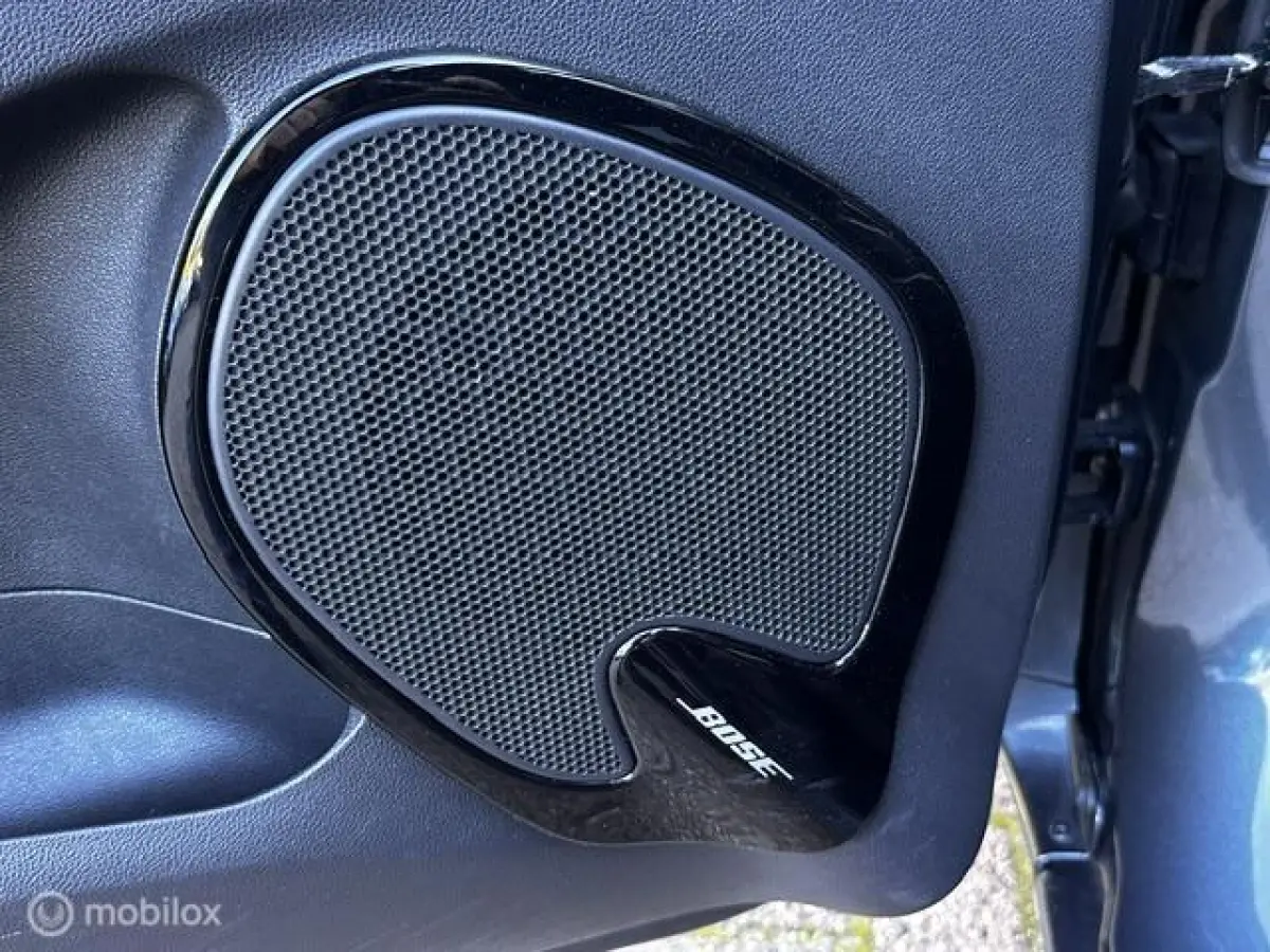 0.9 TCe Bose