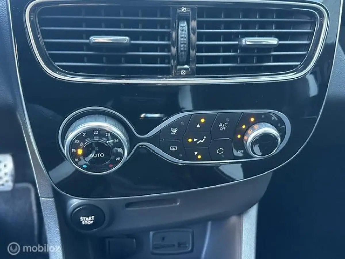 0.9 TCe Bose
