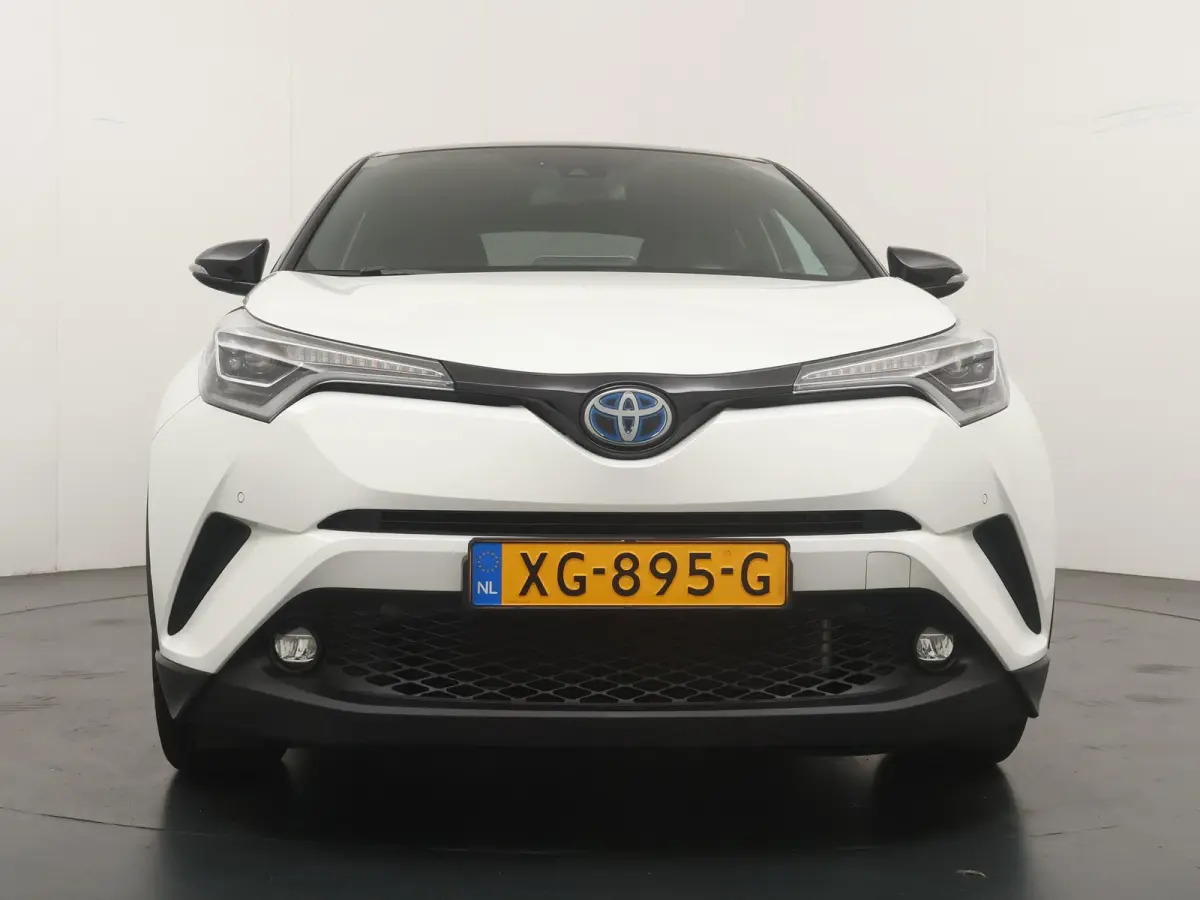 1.8 Hybrid Style | Stoel- & Stuurverw. | LED koplampen | Trekhaak | All season banden |