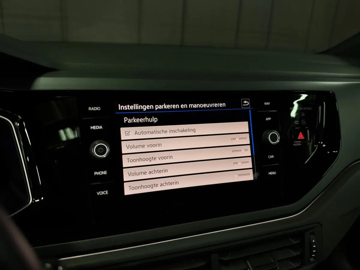 1.5 TSI R-Line|PANO|IQ|VIRTUAL|PDC|CARPLAY