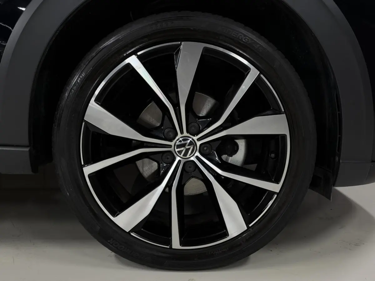 1.5 TSI R-Line|PANO|IQ|VIRTUAL|PDC|CARPLAY