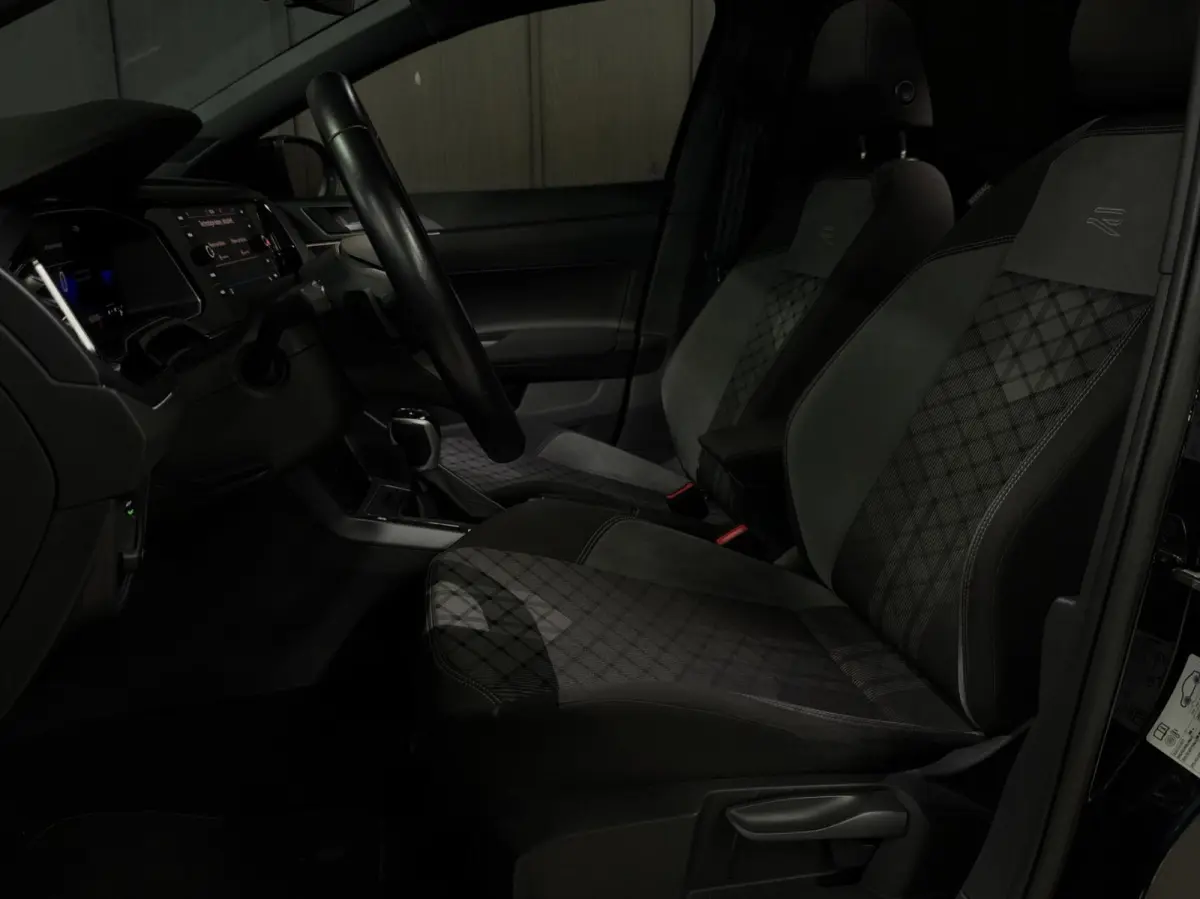 1.5 TSI R-Line|PANO|IQ|VIRTUAL|PDC|CARPLAY