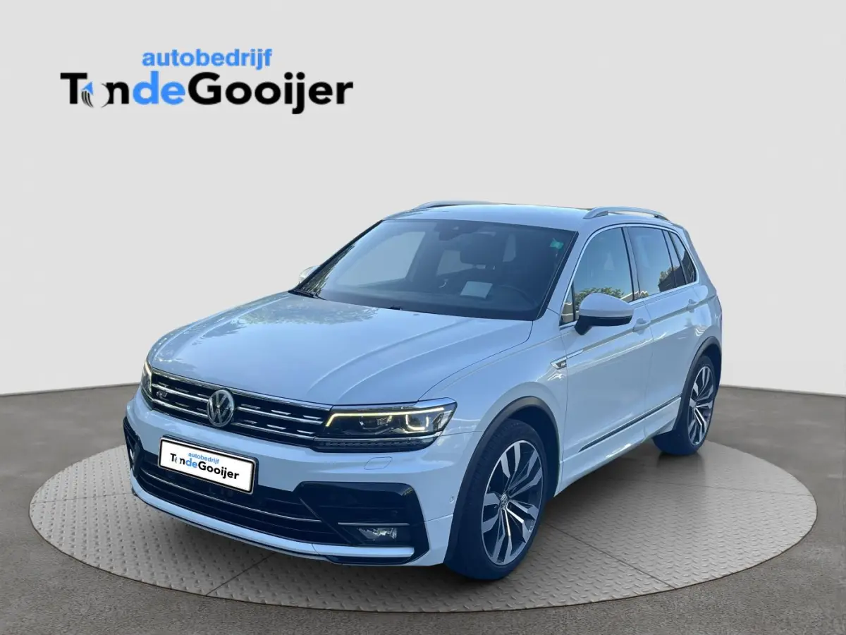 1.4 TSi DSG 4Motion Highline R-LINE | LEER | EL. TREKHAAK | 360 CAMERA | 20"| HUD | STANDKACHEL |
