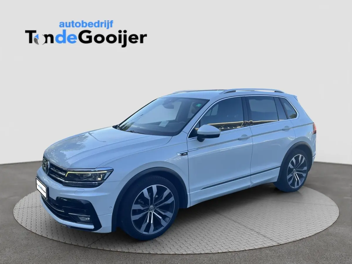 1.4 TSi DSG 4Motion Highline R-LINE | LEER | EL. TREKHAAK | 360 CAMERA | 20"| HUD | STANDKACHEL |