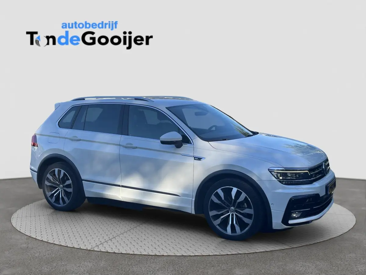 1.4 TSi DSG 4Motion Highline R-LINE | LEER | EL. TREKHAAK | 360 CAMERA | 20"| HUD | STANDKACHEL |