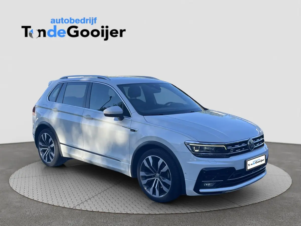 1.4 TSi DSG 4Motion Highline R-LINE | LEER | EL. TREKHAAK | 360 CAMERA | 20"| HUD | STANDKACHEL |