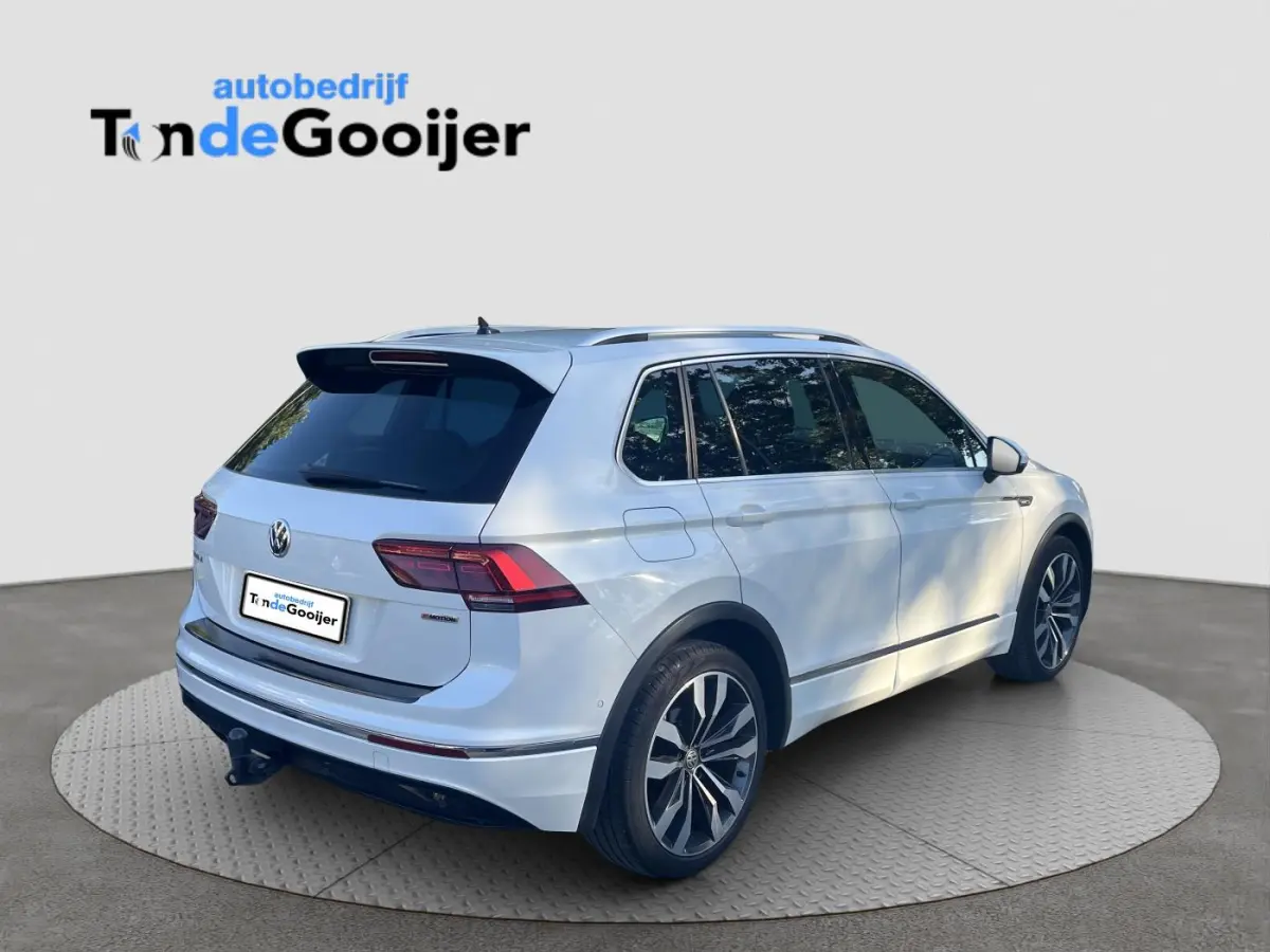 1.4 TSi DSG 4Motion Highline R-LINE | LEER | EL. TREKHAAK | 360 CAMERA | 20"| HUD | STANDKACHEL |