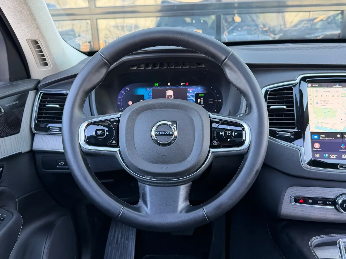 2.0 T8 Recharge AWD Ultra Dark | SOH 95% | Massage | Luchtvering | Alcantara | Trekhaak | BTW