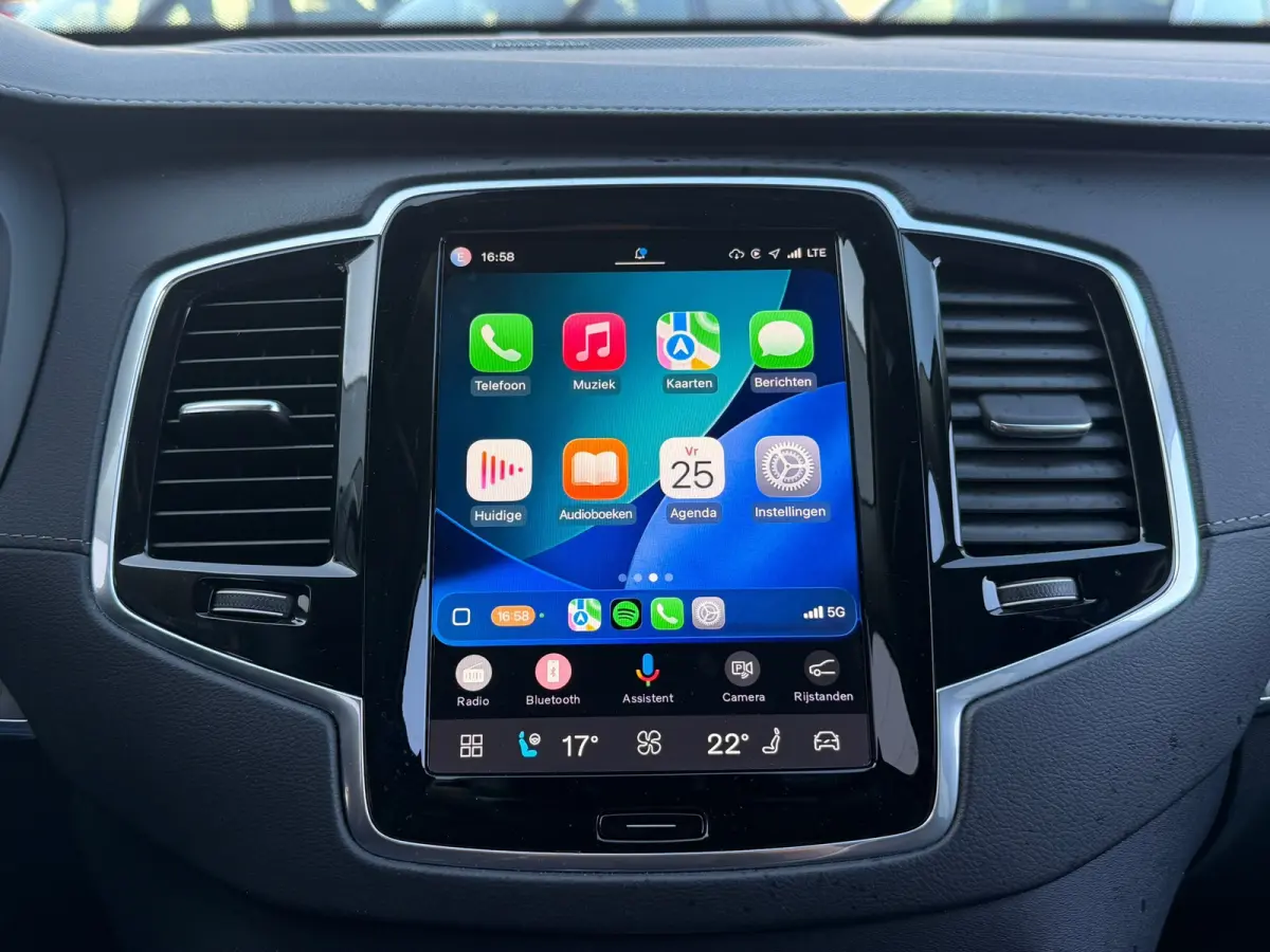 2.0 T8 Recharge AWD Ultra Dark | SOH 95% | Massage | Luchtvering | Alcantara | Trekhaak | BTW