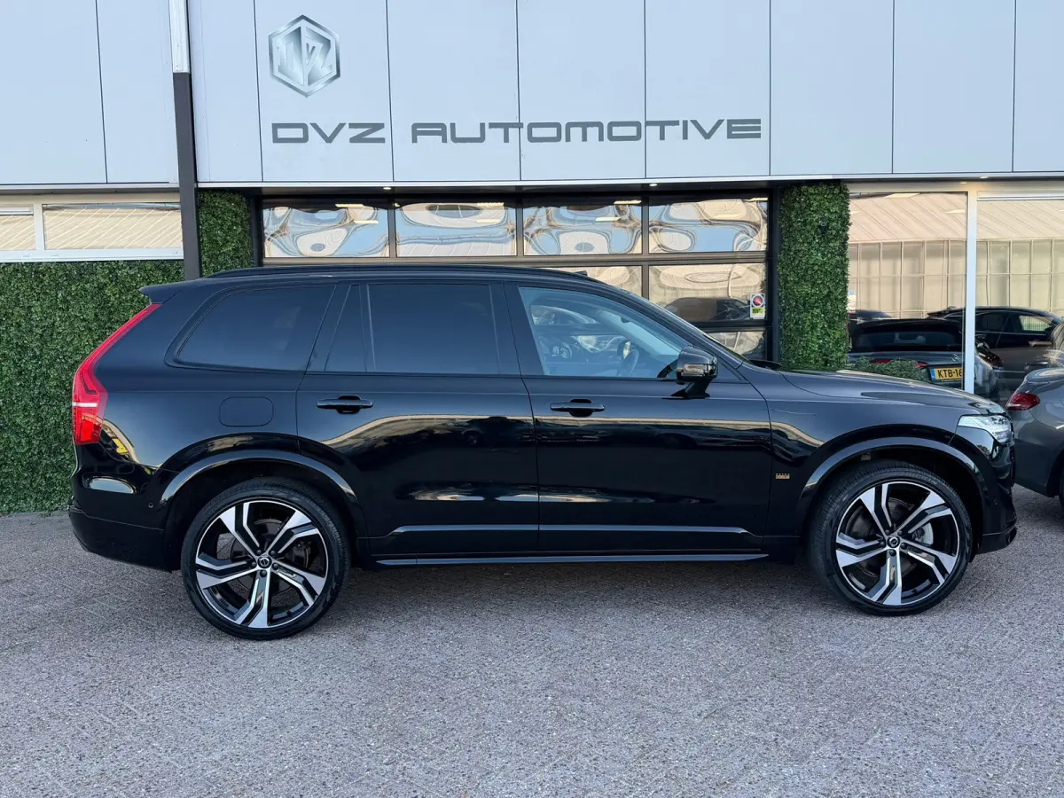 2.0 T8 Recharge AWD Ultra Dark | SOH 95% | Massage | Luchtvering | Alcantara | Trekhaak | BTW