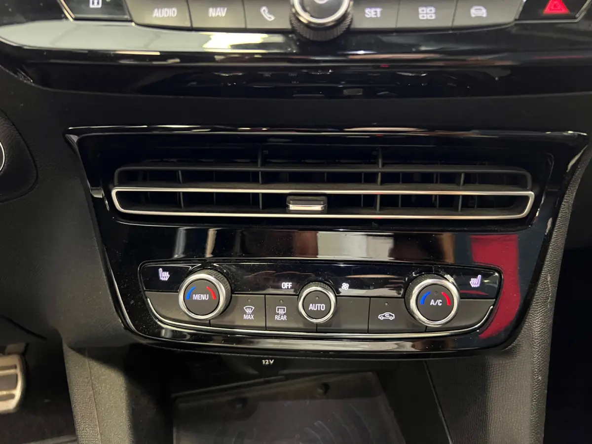 1.2 Turbo GS Line – Automaat – Navigatie – Camera – Adaptive cruise – Keyless