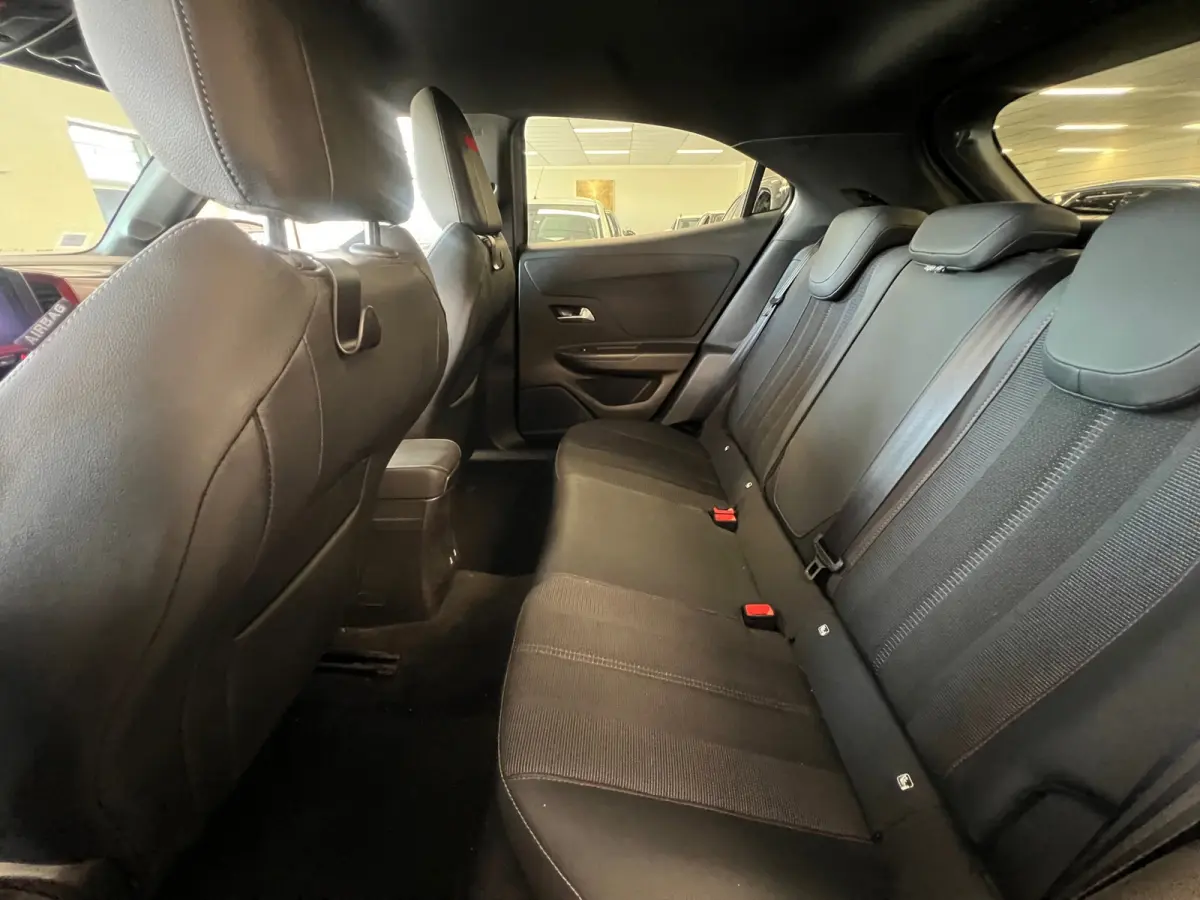 1.2 Turbo GS Line – Automaat – Navigatie – Camera – Adaptive cruise – Keyless
