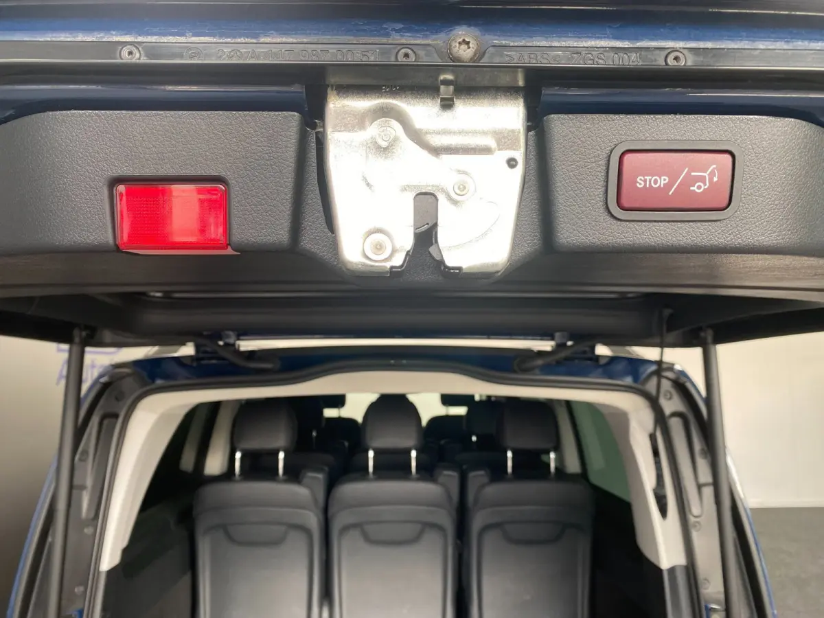 300 L3 8-Pers. - Luchtvering - Leer - 360 - Exterieur pakket - Incl. Garantie