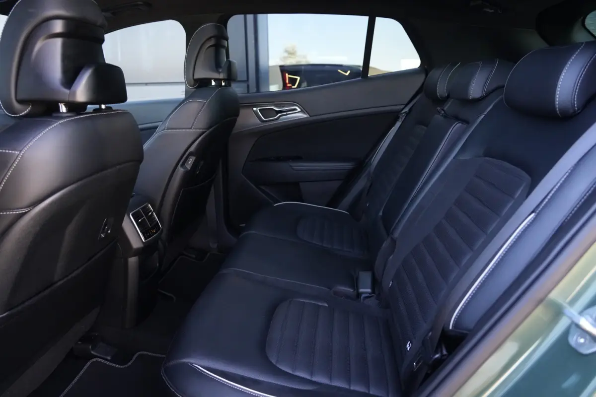 1.6 T-GDi Plug-in Hybrid AWD GT-PlusLine | 265 PK | Panoramadak | 360° Camera | Stoelventilatie | Trekhaak | Kia Sportage 1.6 T-GDi Plug-in Hybrid AWD GT-PlusLine met 1.6 liter 4-cilinder b