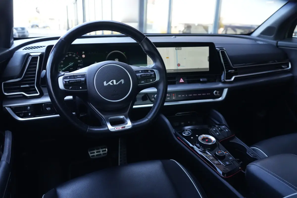 1.6 T-GDi Plug-in Hybrid AWD GT-PlusLine | 265 PK | Panoramadak | 360° Camera | Stoelventilatie | Trekhaak | Kia Sportage 1.6 T-GDi Plug-in Hybrid AWD GT-PlusLine met 1.6 liter 4-cilinder b