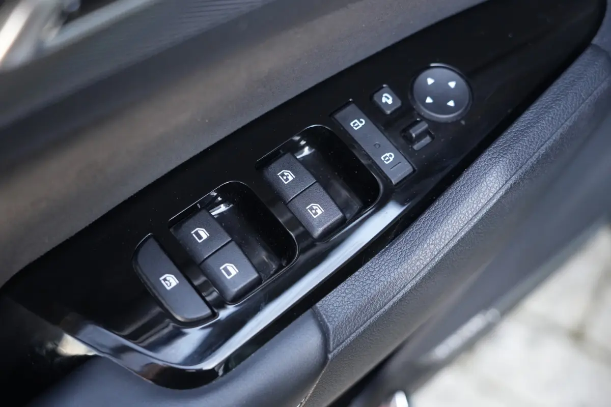 1.6 T-GDi Plug-in Hybrid AWD GT-PlusLine | 265 PK | Panoramadak | 360° Camera | Stoelventilatie | Trekhaak | Kia Sportage 1.6 T-GDi Plug-in Hybrid AWD GT-PlusLine met 1.6 liter 4-cilinder b