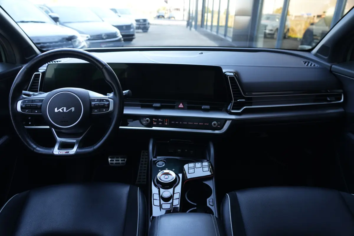 1.6 T-GDi Plug-in Hybrid AWD GT-PlusLine | 265 PK | Panoramadak | 360° Camera | Stoelventilatie | Trekhaak | Kia Sportage 1.6 T-GDi Plug-in Hybrid AWD GT-PlusLine met 1.6 liter 4-cilinder b