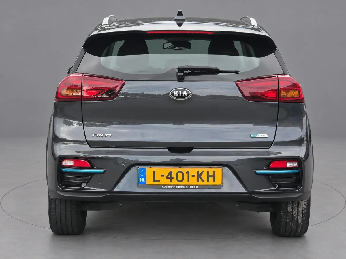 DynamicLine 39kWh | Camera | Adaptive Cruise | Apple Carplay | Keyless entry SOH 93,8% | Rijklaarprijs!