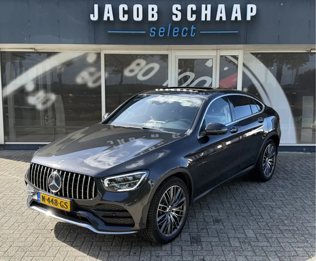 300 4MATIC Premium AMG styling / Schuif-kanteldak / Navi / 20" / Carplay / 360 Camera