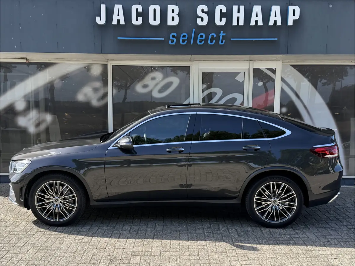 300 4MATIC Premium AMG styling / Schuif-kanteldak / Navi / 20" / Carplay / 360 Camera