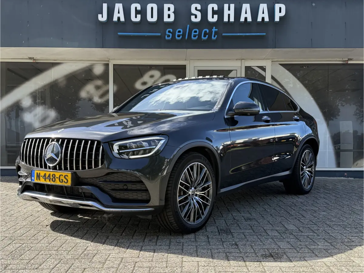 300 4MATIC Premium AMG styling / Schuif-kanteldak / Navi / 20" / Carplay / 360 Camera