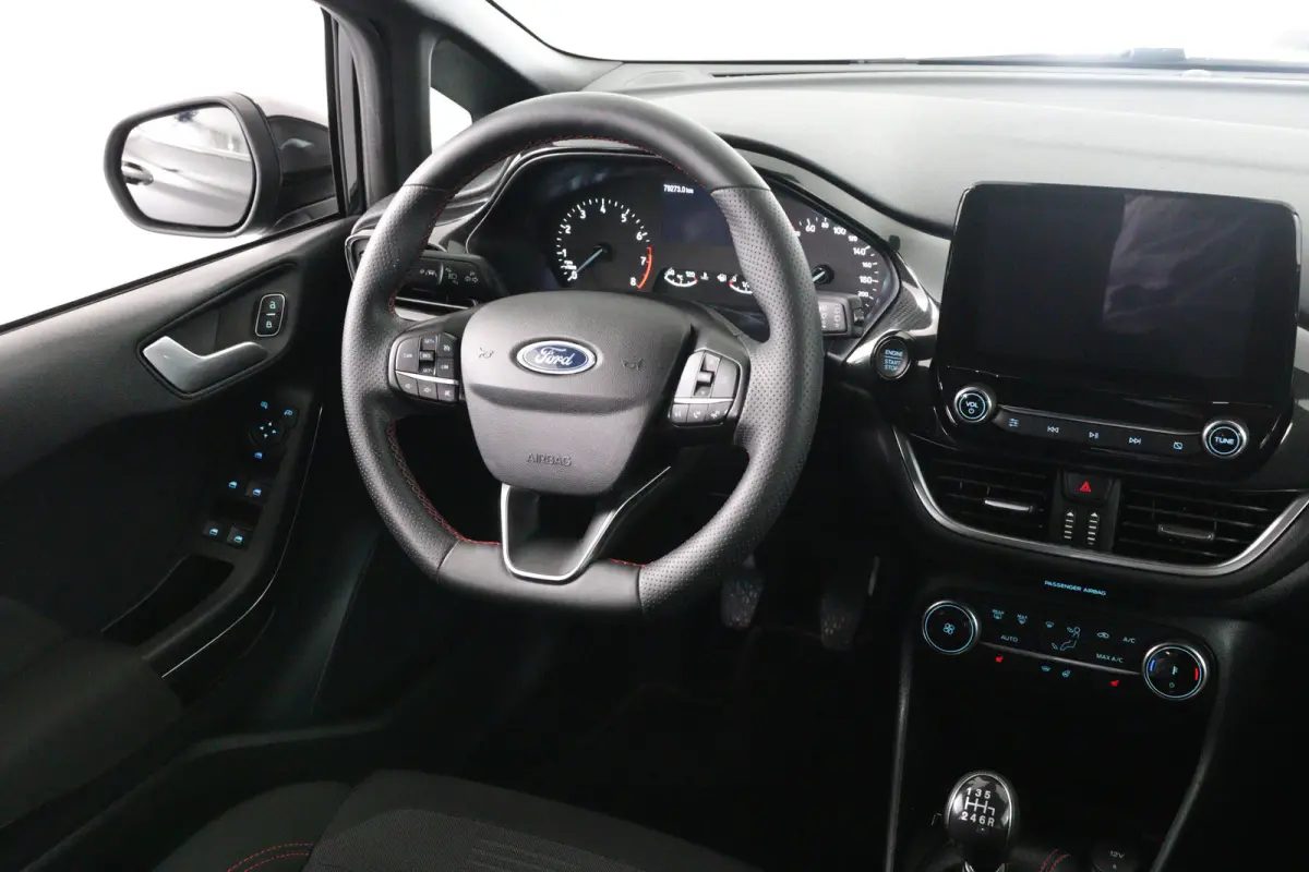 1.0 EcoBoost Hybrid ST-Line X | Camera | Stoel-/Stuurverwarming | Voorruitverwarming | Climate Control | Cruise Control | Led Koplampen
