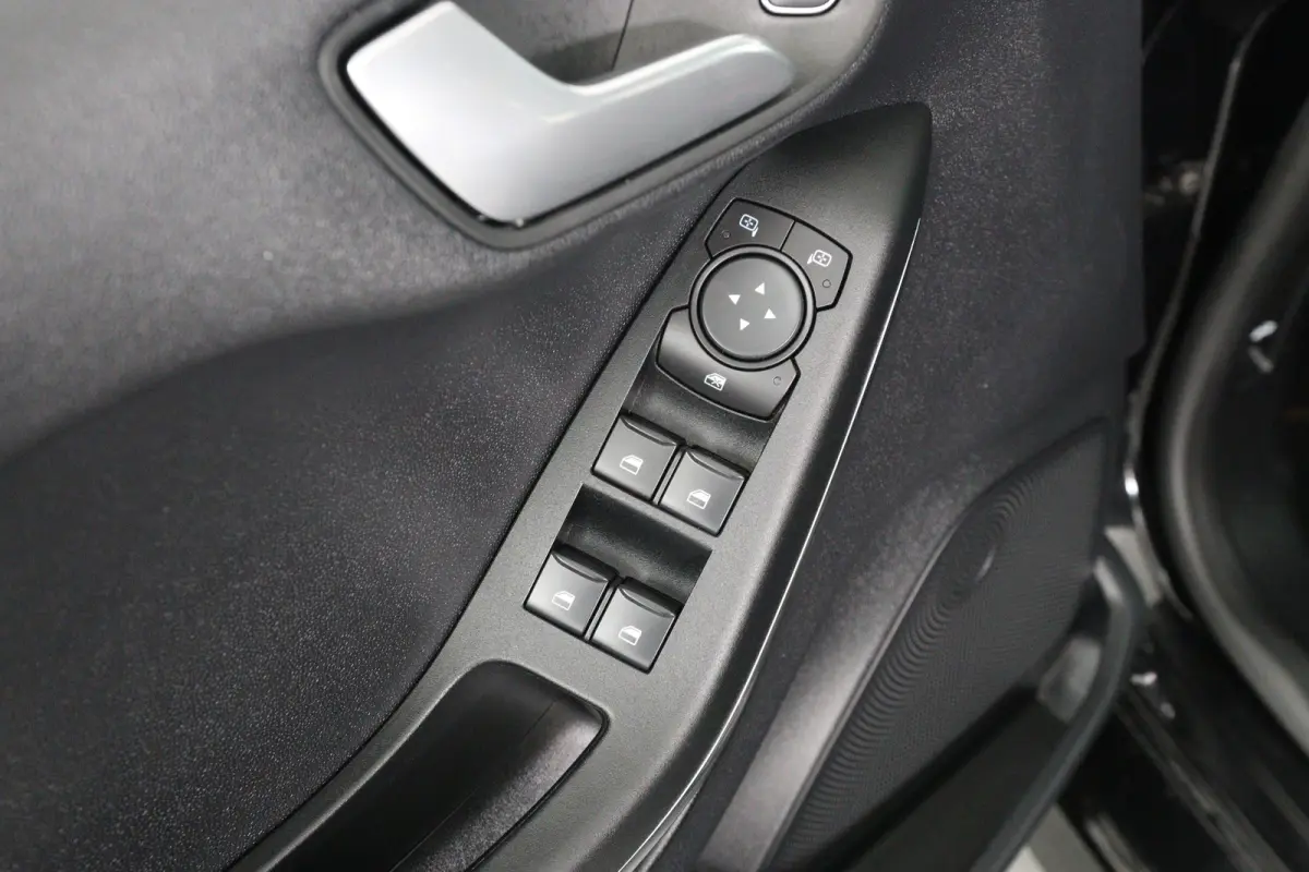 1.0 EcoBoost Hybrid ST-Line X | Camera | Stoel-/Stuurverwarming | Voorruitverwarming | Climate Control | Cruise Control | Led Koplampen