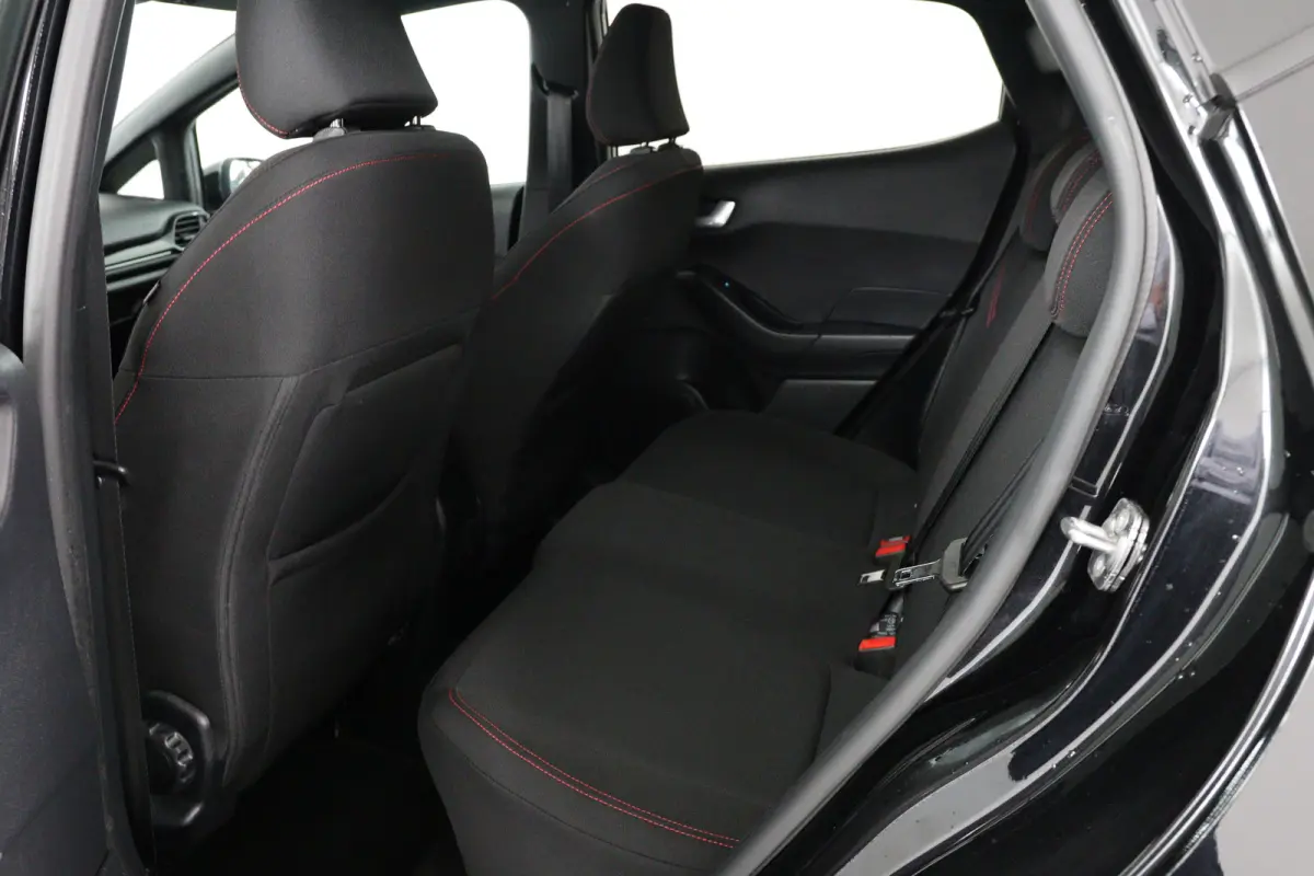1.0 EcoBoost Hybrid ST-Line X | Camera | Stoel-/Stuurverwarming | Voorruitverwarming | Climate Control | Cruise Control | Led Koplampen