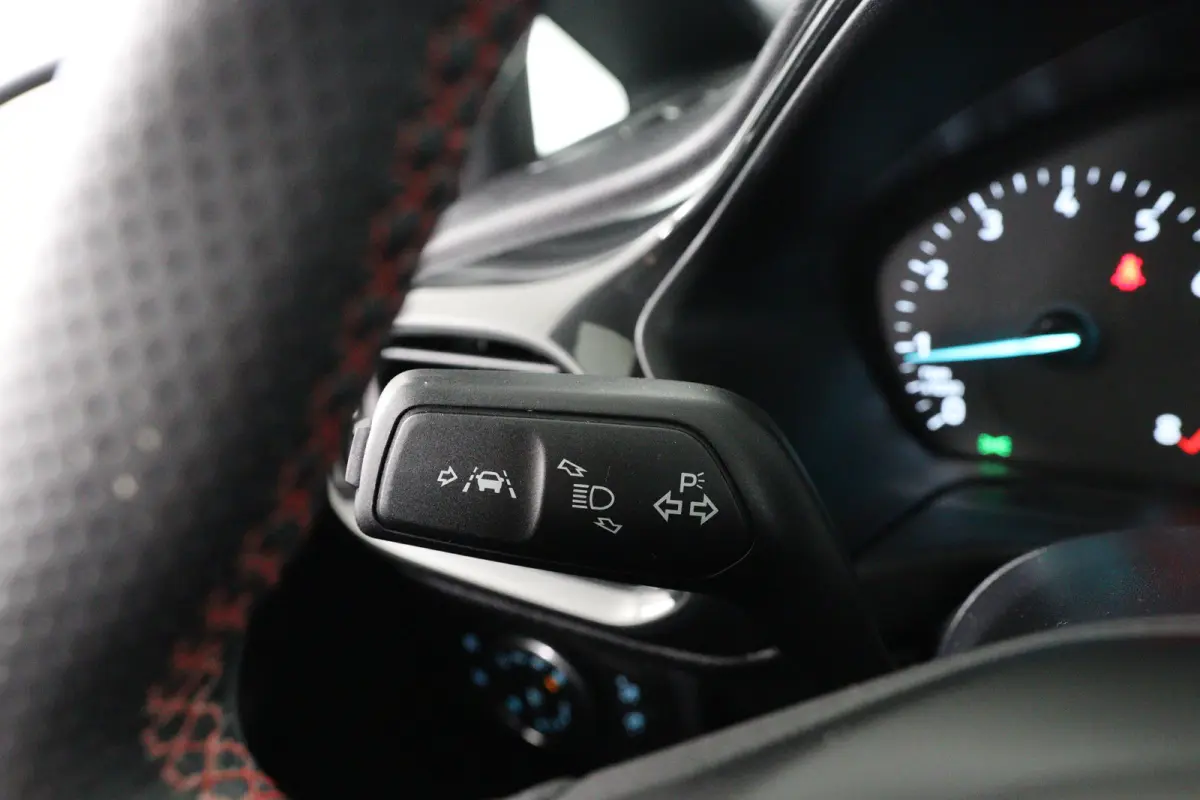 1.0 EcoBoost Hybrid ST-Line X | Camera | Stoel-/Stuurverwarming | Voorruitverwarming | Climate Control | Cruise Control | Led Koplampen