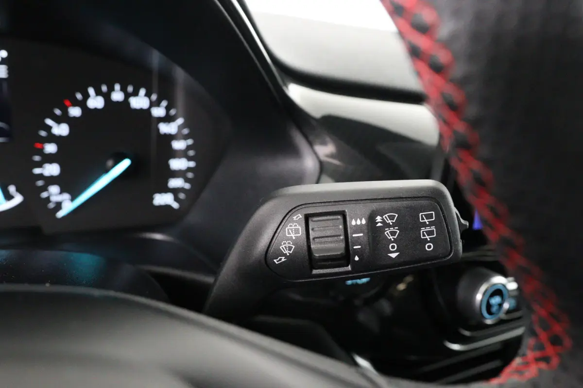 1.0 EcoBoost Hybrid ST-Line X | Camera | Stoel-/Stuurverwarming | Voorruitverwarming | Climate Control | Cruise Control | Led Koplampen